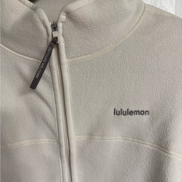 Lululemon NWT Tumbled Fleece Full-Zip Jacket. Color Light Ivory/Warm Ash Grey - Picture 8 of 10